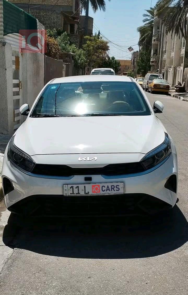 كيا سيراتو